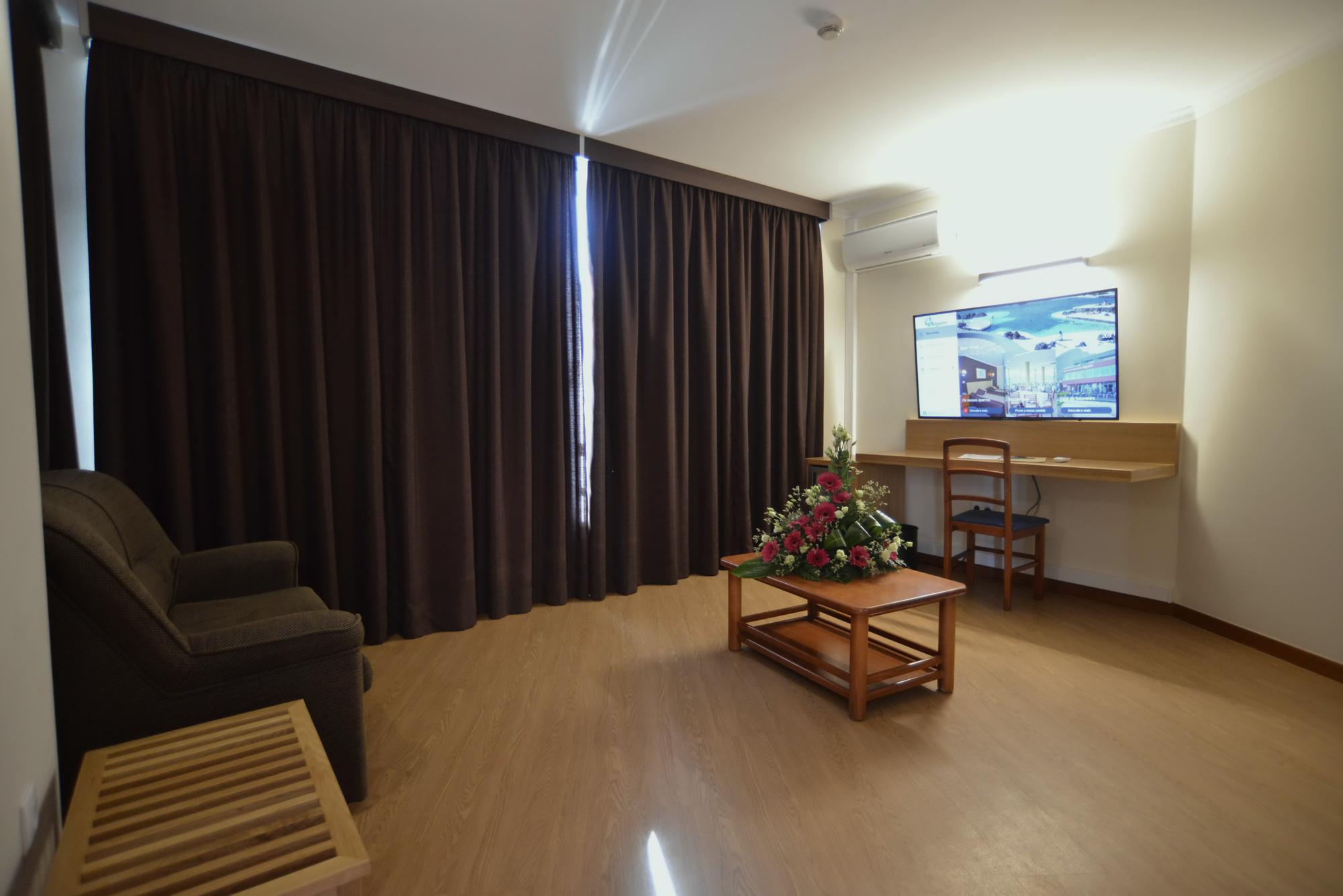 Hotel Salgueiro Porto Moniz Εξωτερικό φωτογραφία